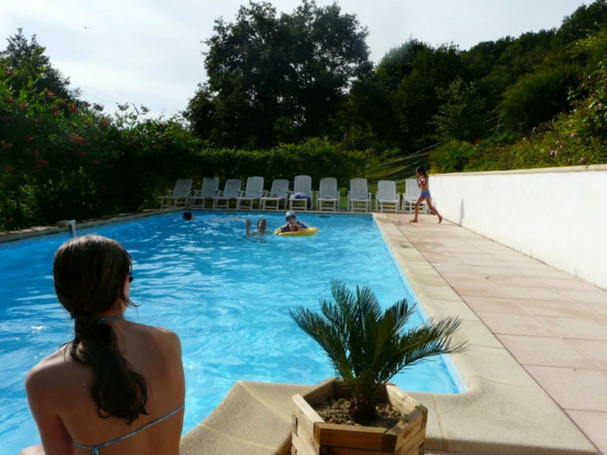 Les Chalets De Pierretoun La Bastide-Clairence Luaran gambar